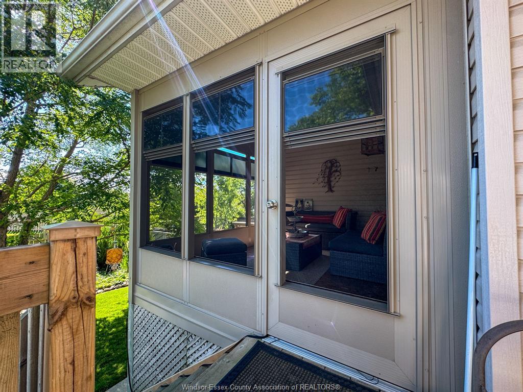 176 BENNIE AVENUE - 11