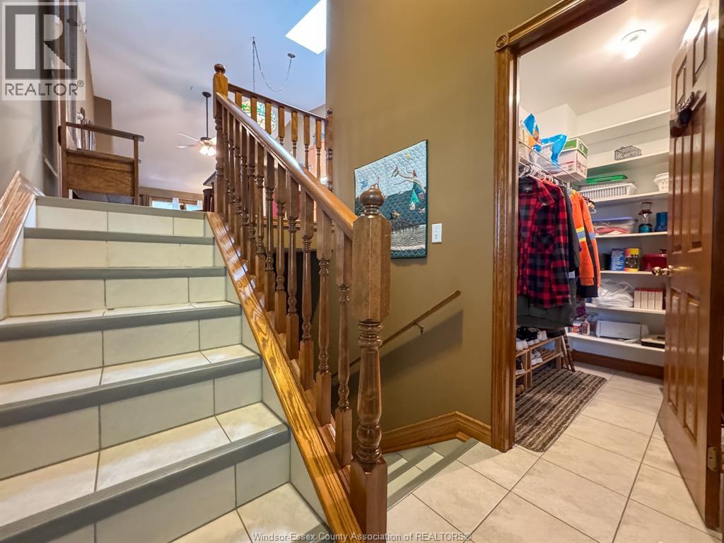 176 BENNIE AVENUE - 14