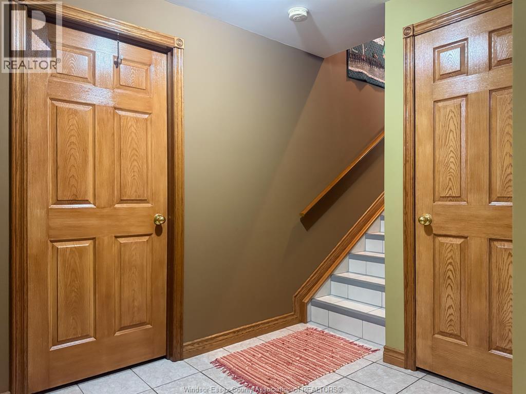 176 BENNIE AVENUE - 33