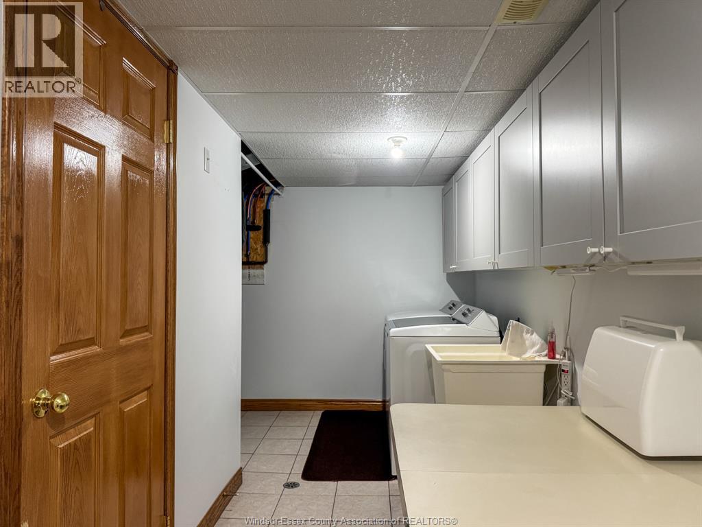 176 BENNIE AVENUE - 35