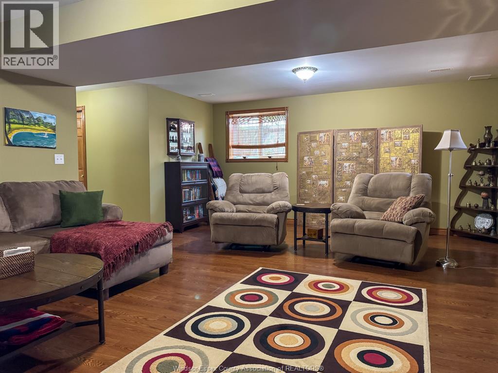 176 BENNIE AVENUE - 37