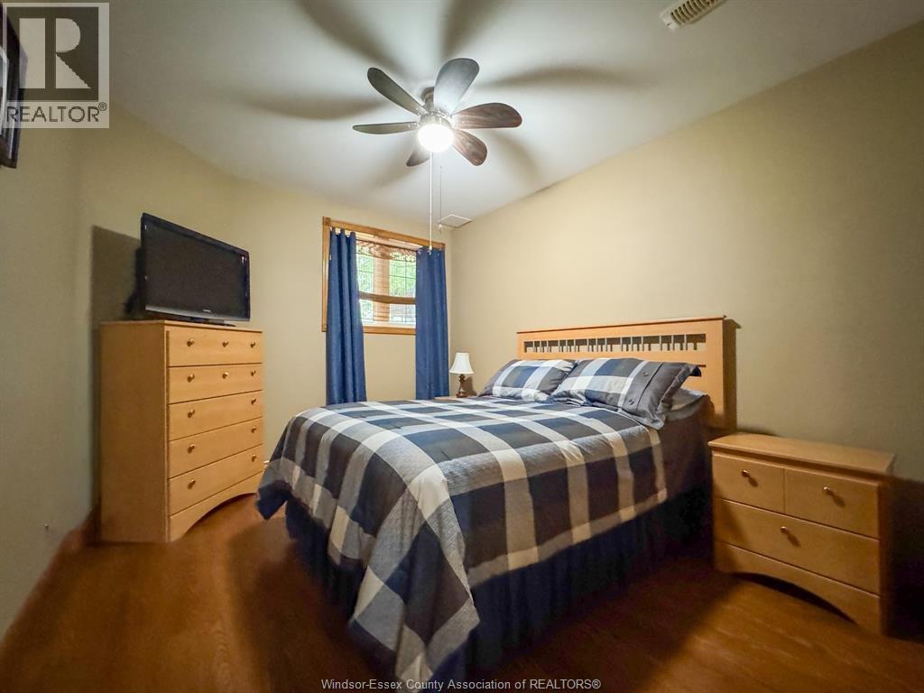 176 BENNIE AVENUE - 40