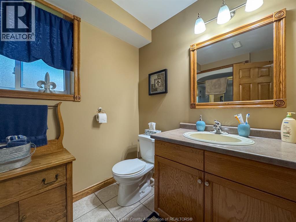 176 BENNIE AVENUE - 41
