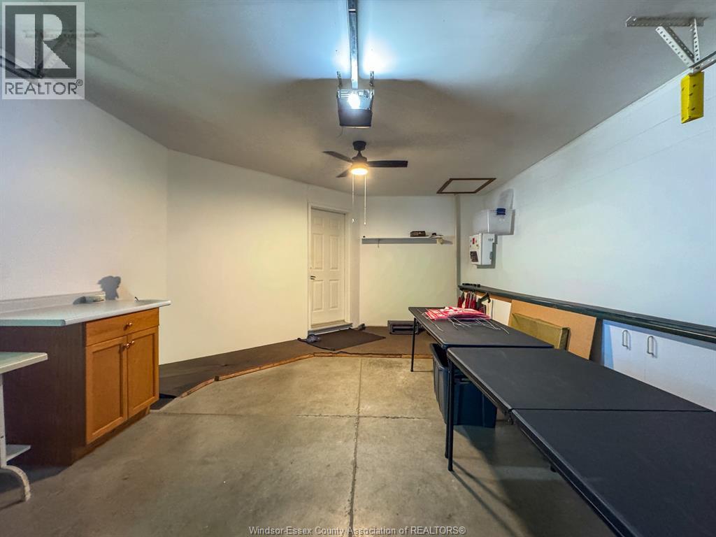 176 BENNIE AVENUE - 43