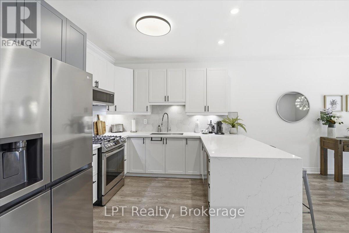 71 LAPRADE SQUARE - 10