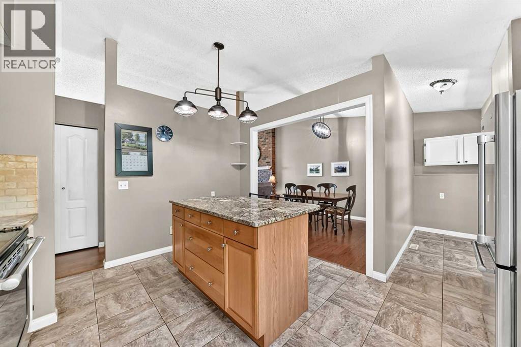 11335 Braeside Drive SW — photo 10