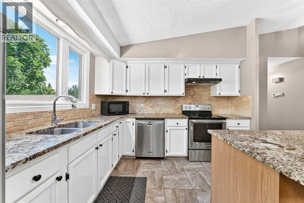 11335 Braeside Drive SW — photo 11