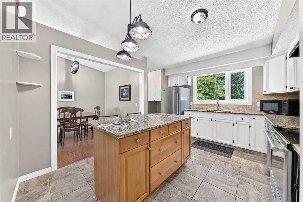 11335 Braeside Drive SW — photo 14