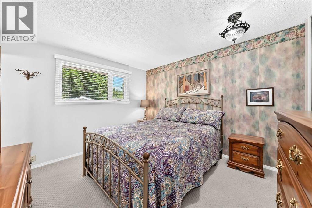 11335 Braeside Drive SW — photo 17
