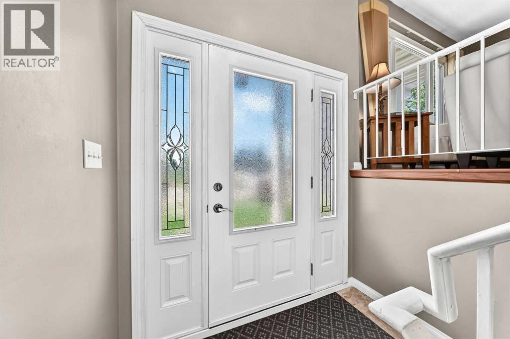 11335 Braeside Drive SW - photo 2
