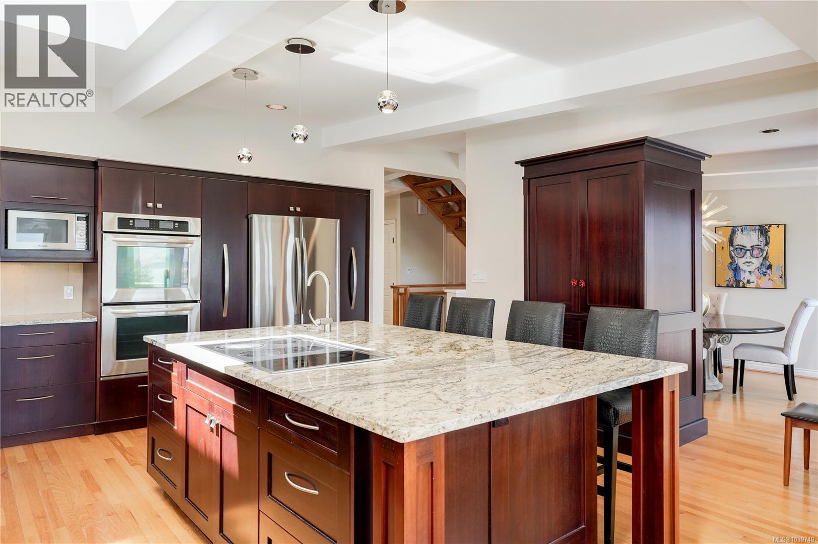 4961 Lochside Dr - 23