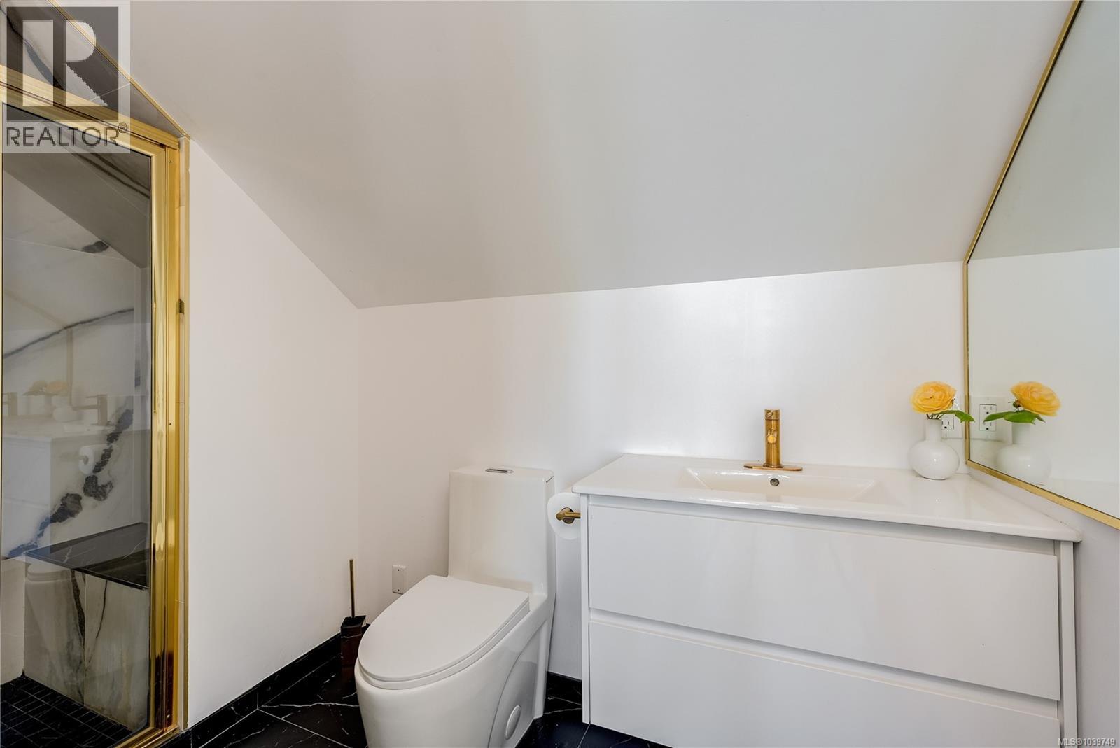 4961 Lochside Dr - 37