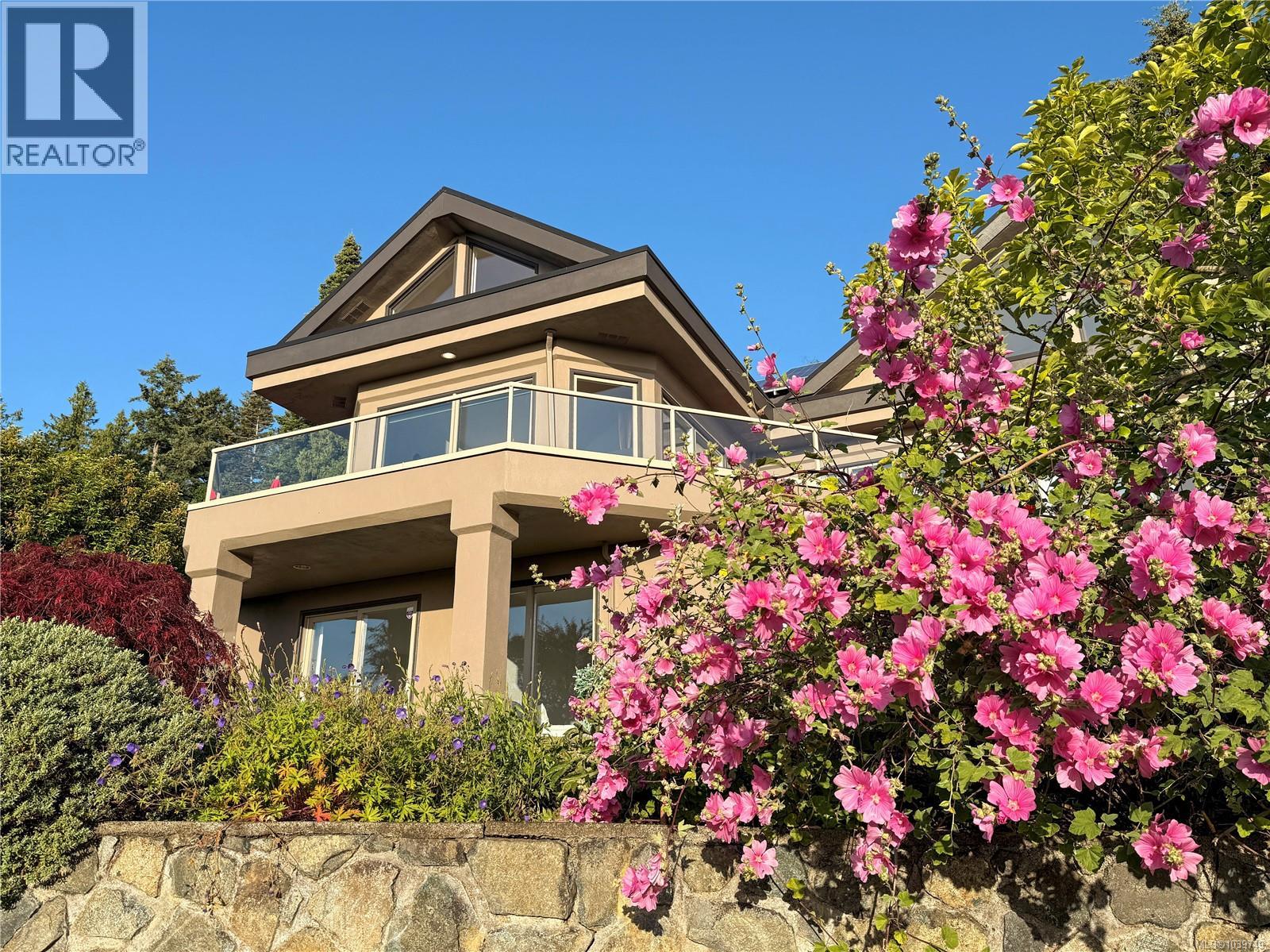 4961 Lochside Dr - 7