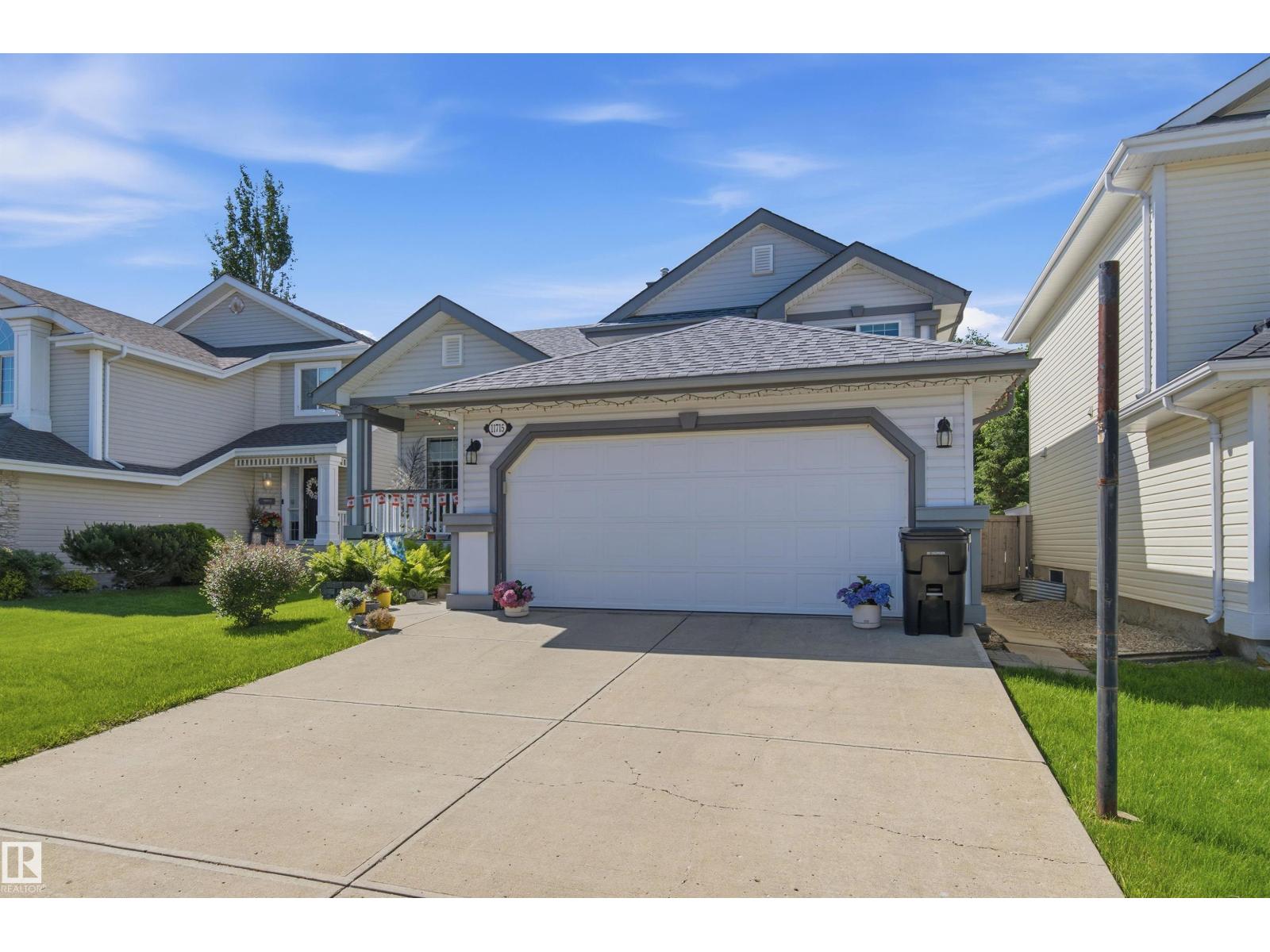 11715 11B AV NW - photo 5