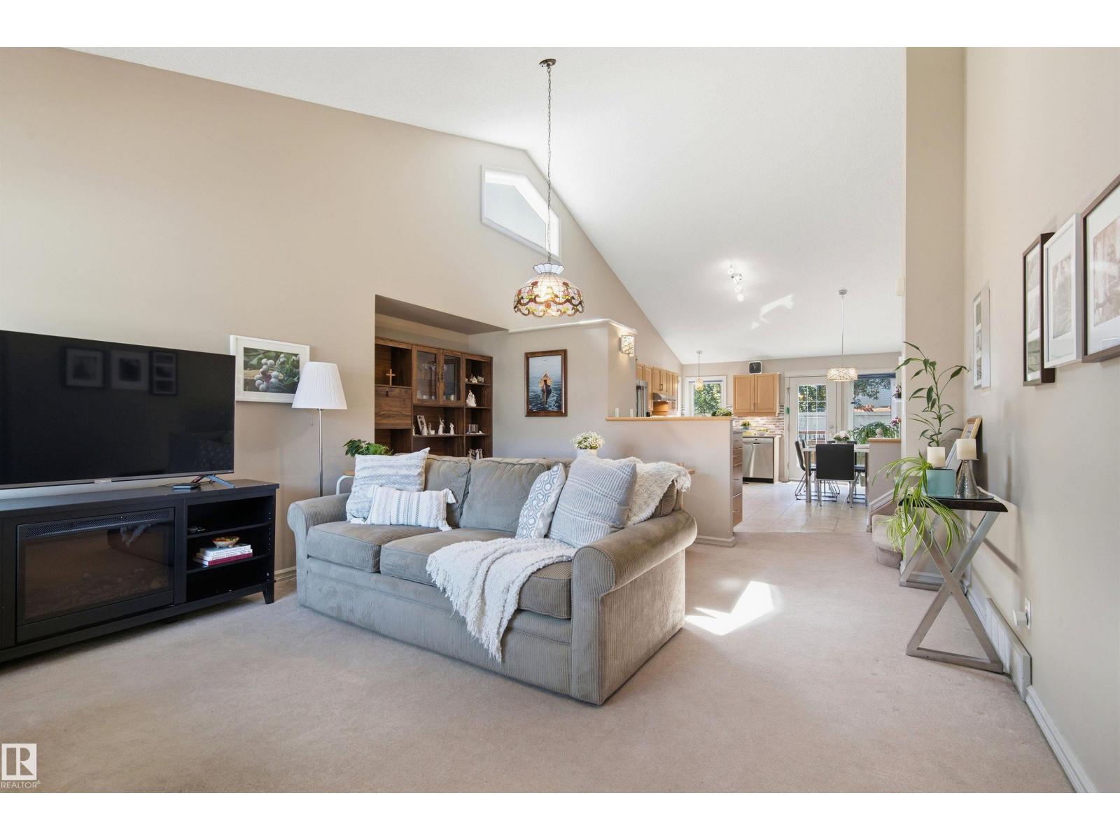 11715 11B AV NW — photo 11
