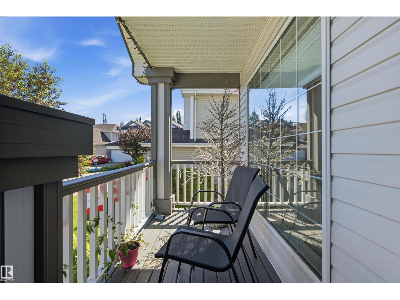 11715 11B AV NW — photo 8