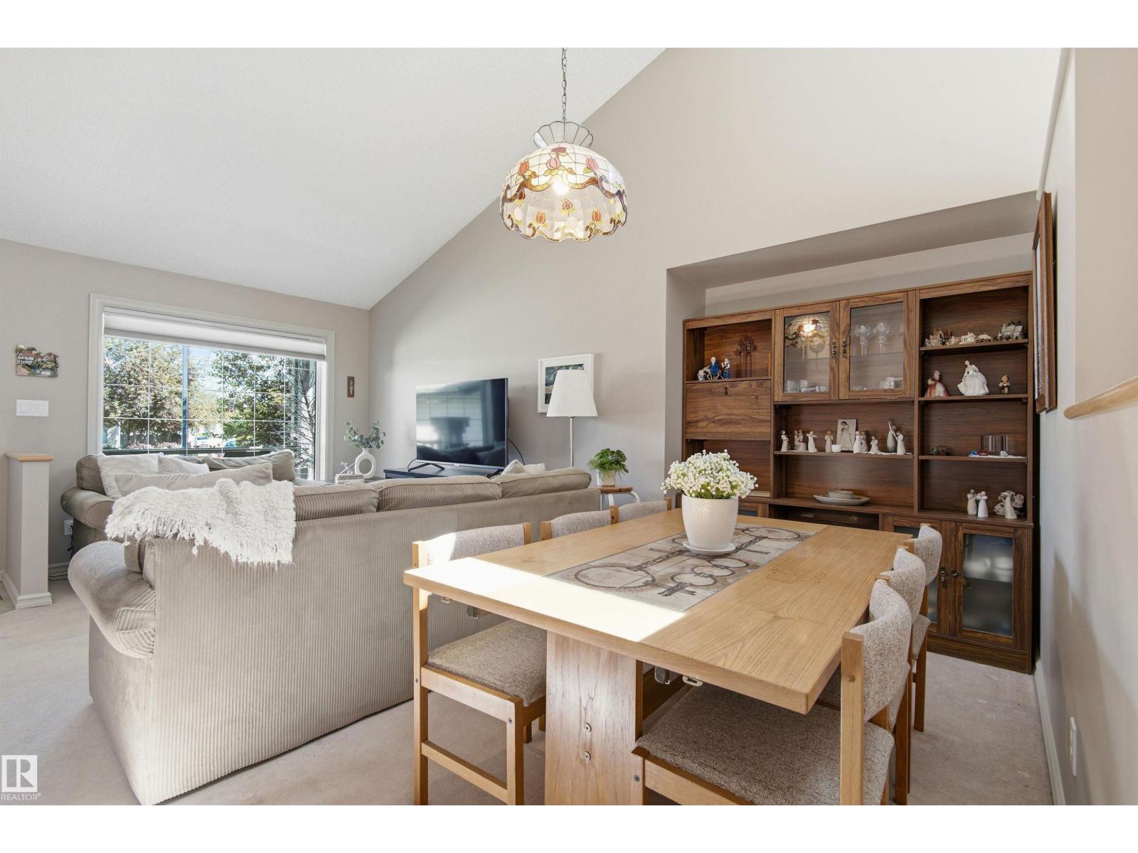 11715 11B AV NW — photo 15