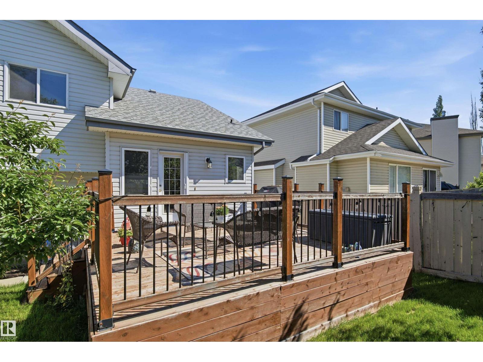 11715 11B AV NW — photo 51