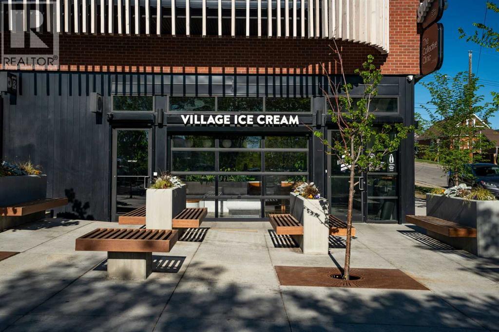 521 10 Avenue NE — photo 42