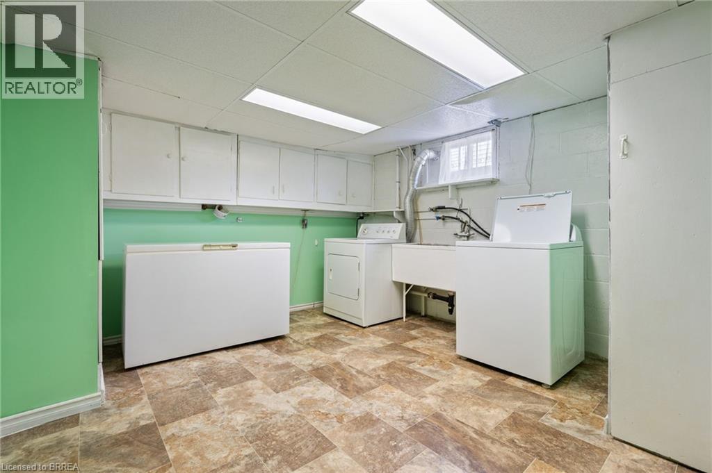 404 GREY Street - 17