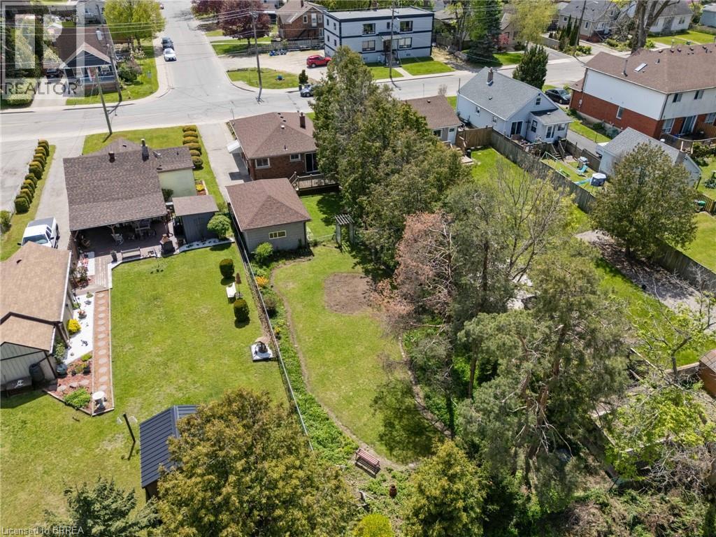 404 GREY Street - 28