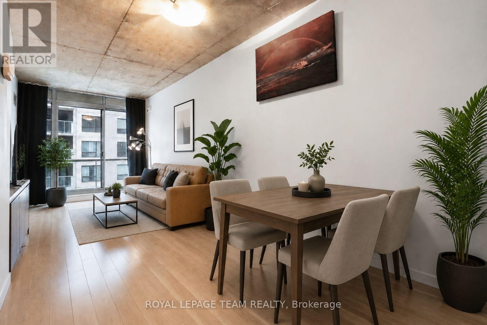 #1005 179 GEORGE STREET - 4