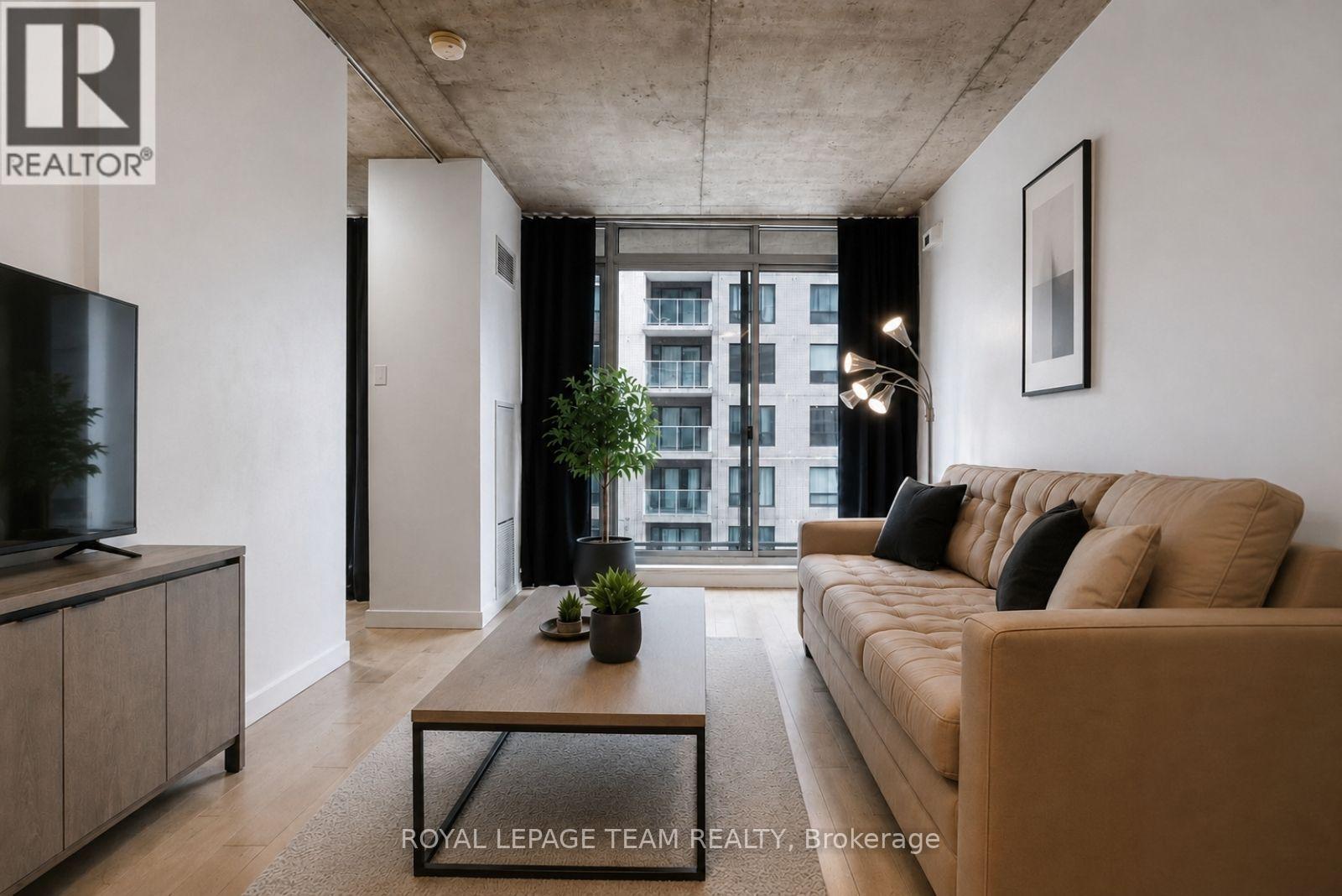 #1005 179 GEORGE STREET - 3