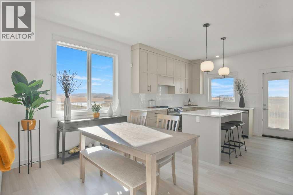 4 Emmett Crescent - 14