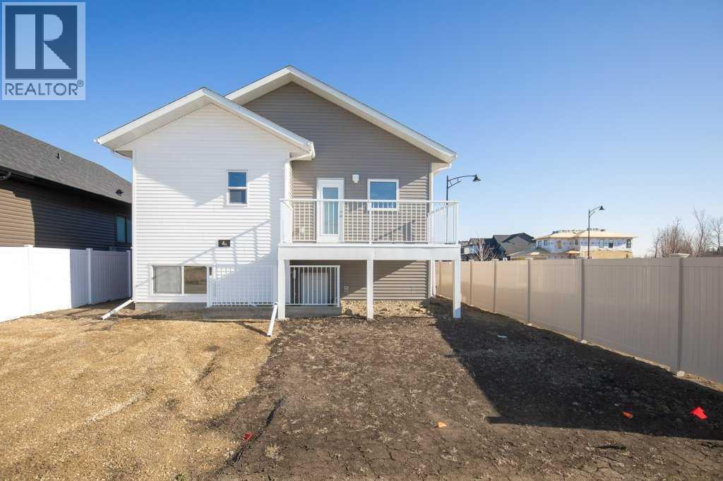 4 Emmett Crescent - 4