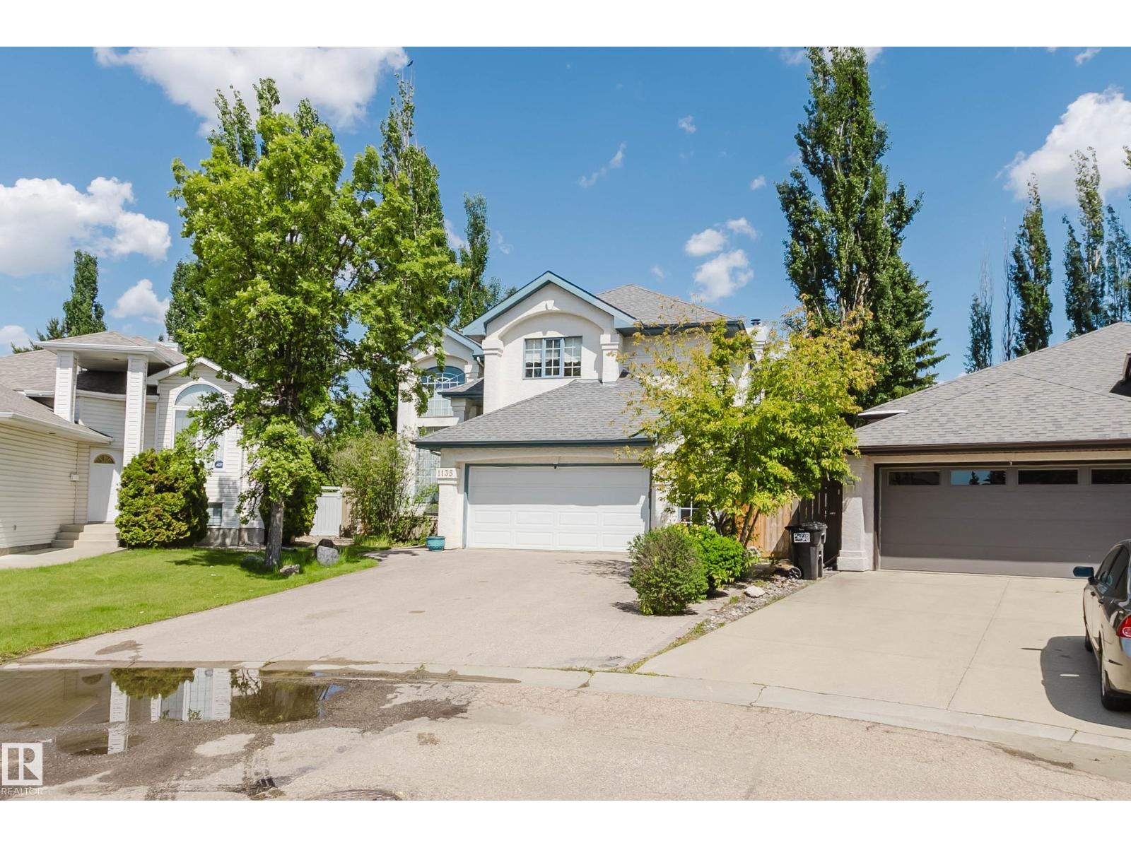 1135 116 ST NW - 4