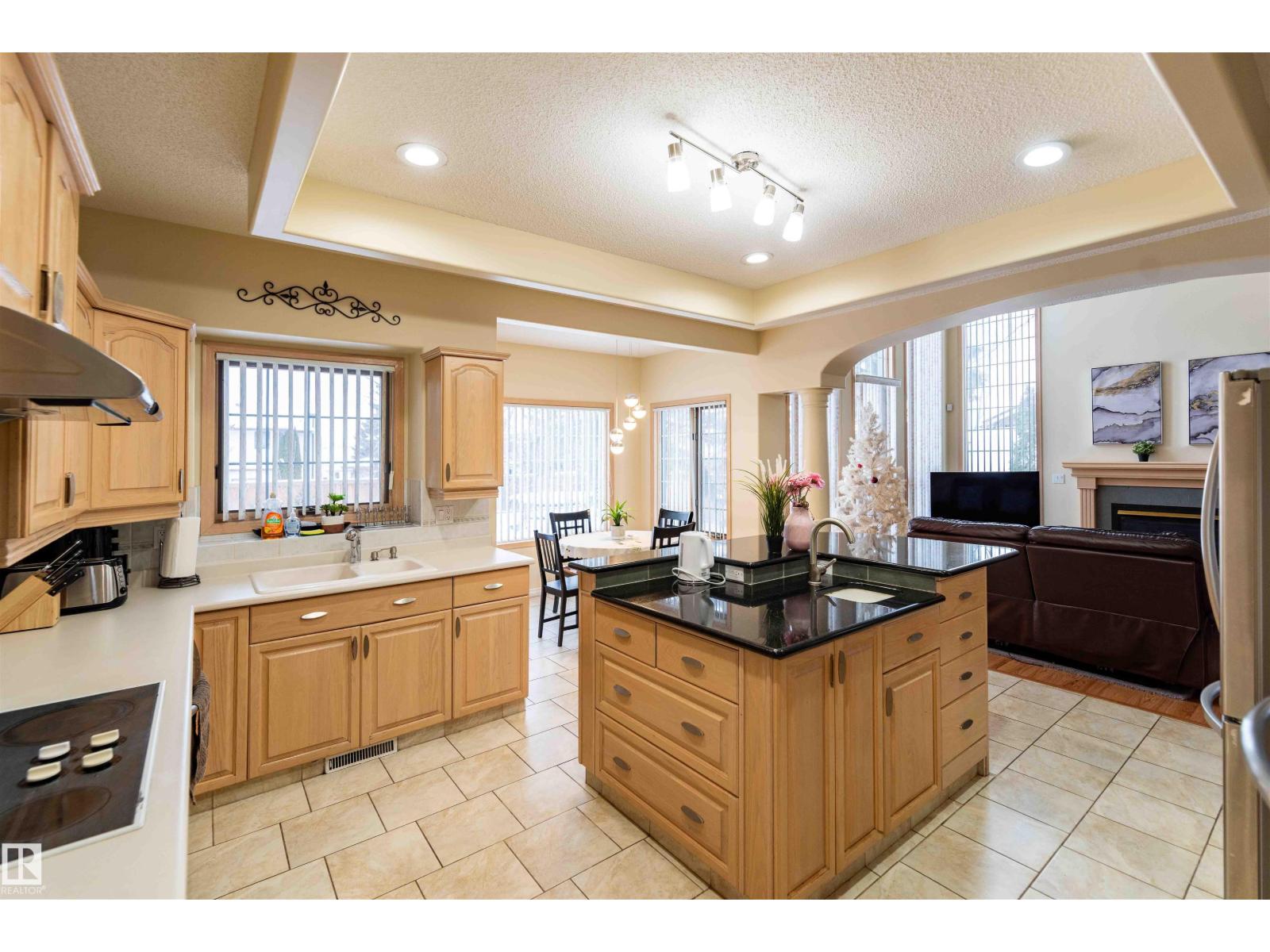 1135 116 ST NW - 20
