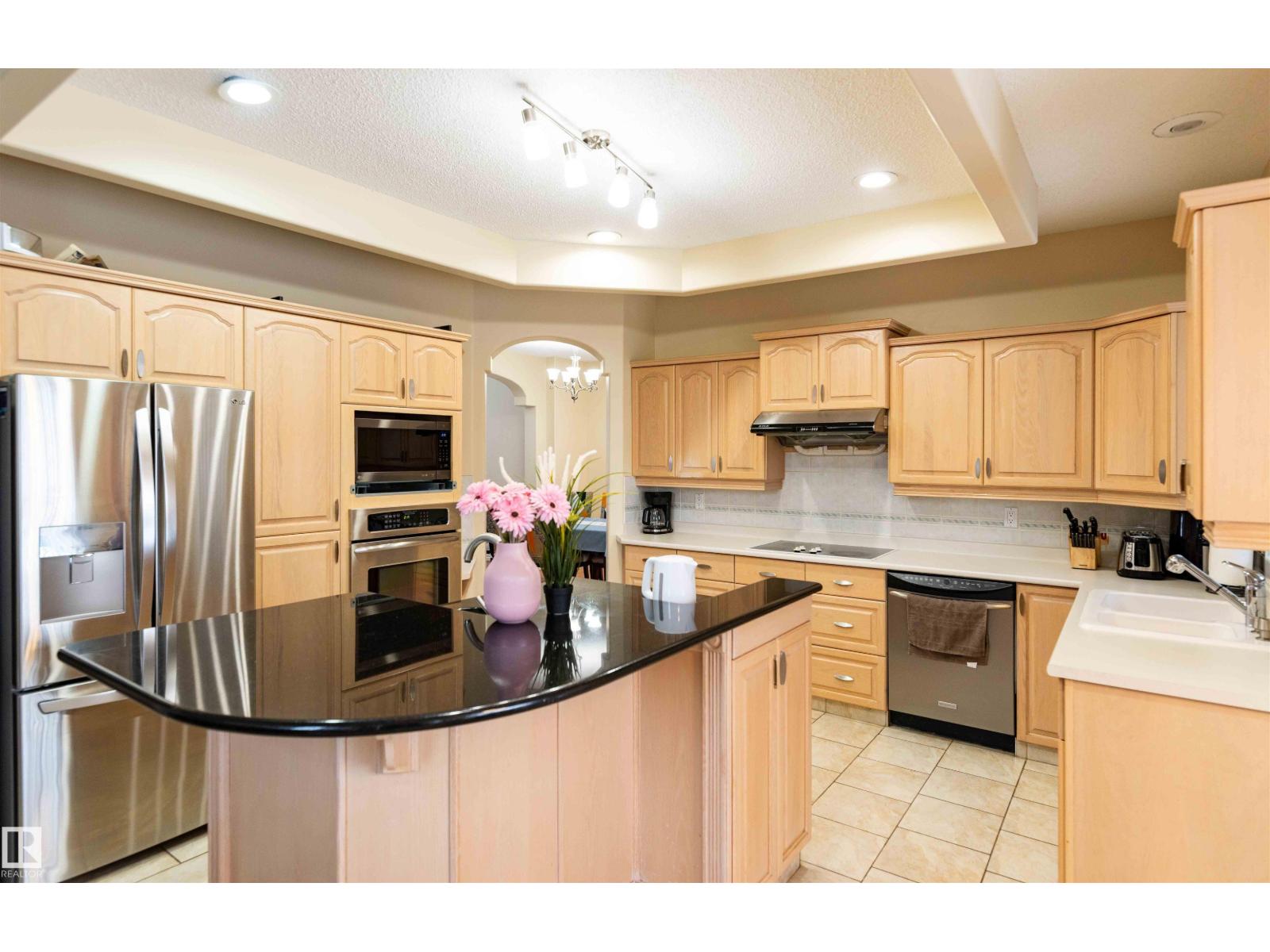 1135 116 ST NW - 18