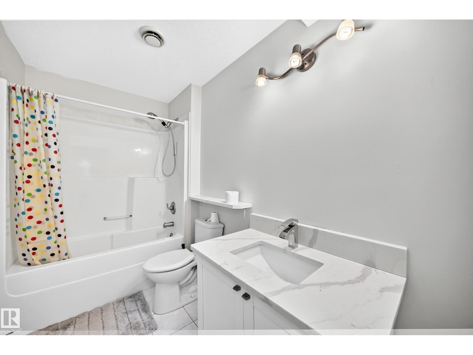 8517 156 AV NW - 29