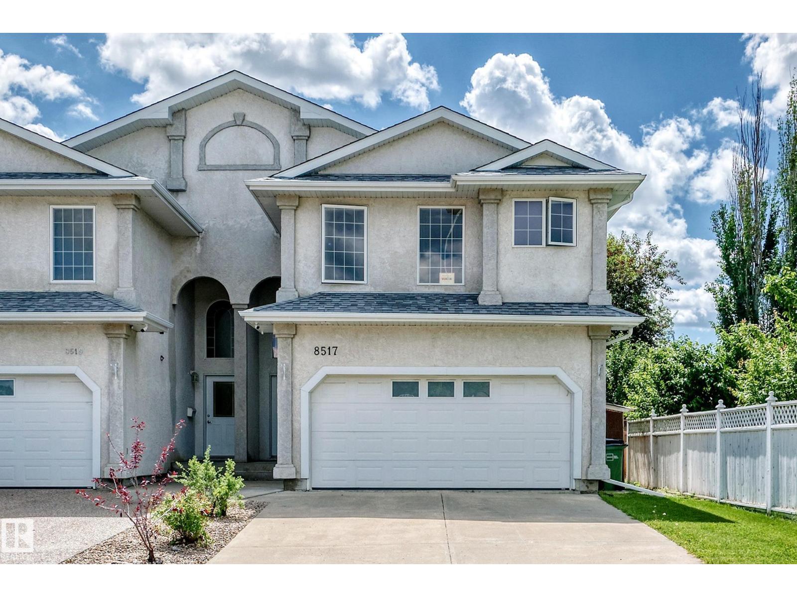 8517 156 AV NW - 1