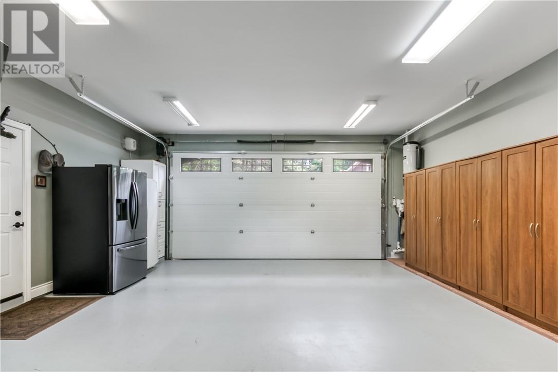 1 Geneva Lake Road - 31