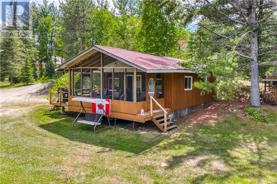 1 Geneva Lake Road - 33