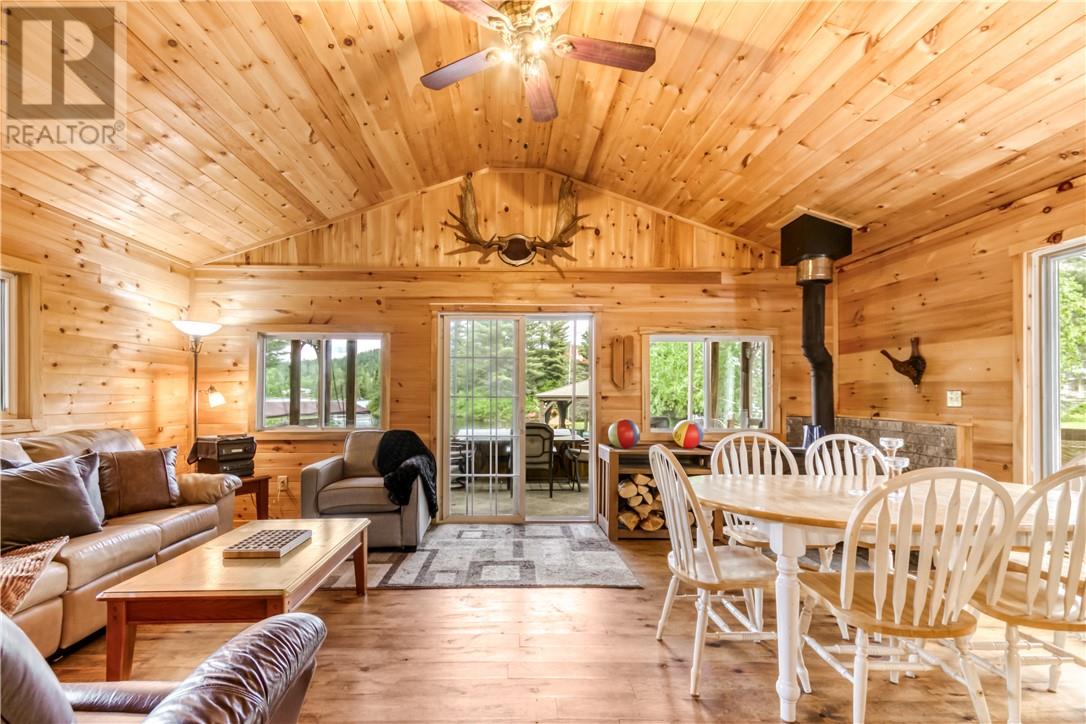 1 Geneva Lake Road - 35