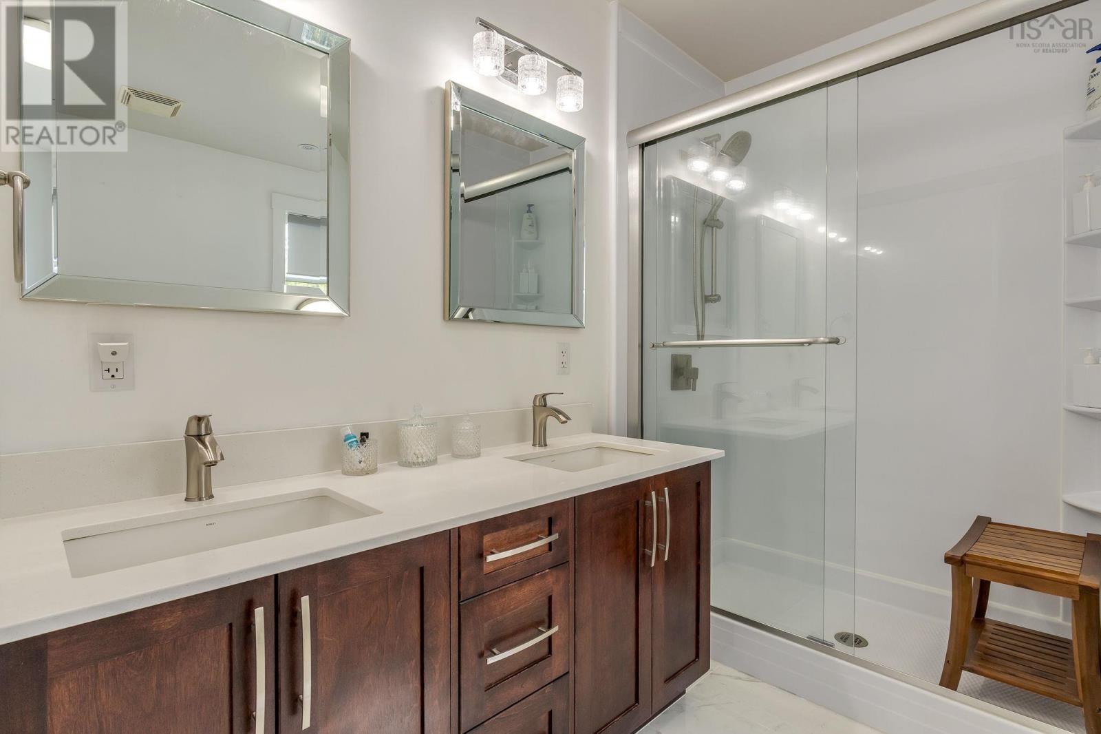 3326 Sackville Drive Drive - 24