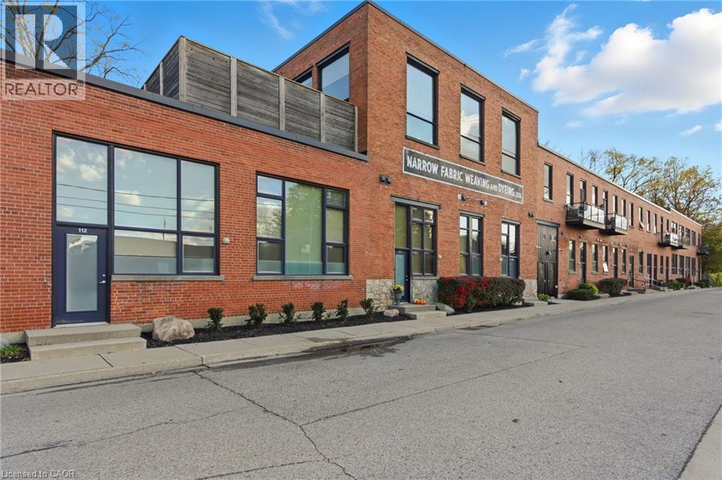 #203 85 SPRUCE Street N - 1