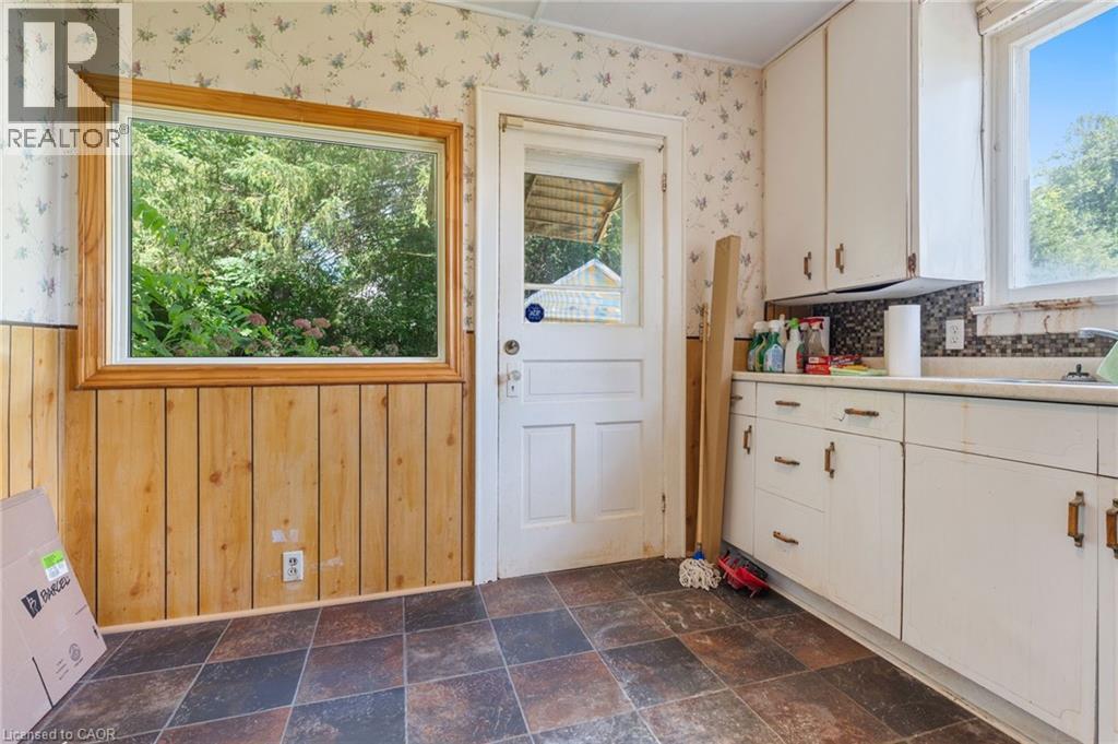 35 BASIL Avenue - 10