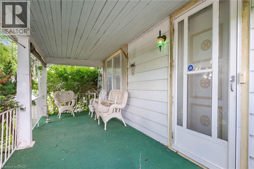 35 BASIL Avenue - 2