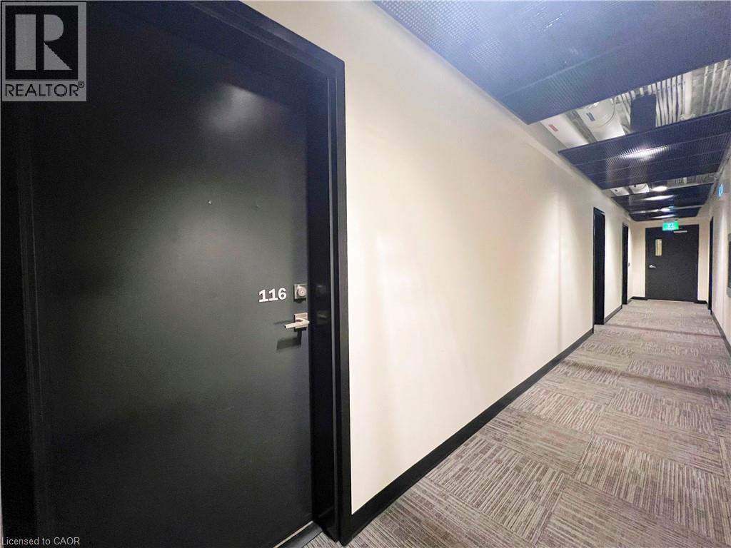 #116 690 W KING Street W - 4