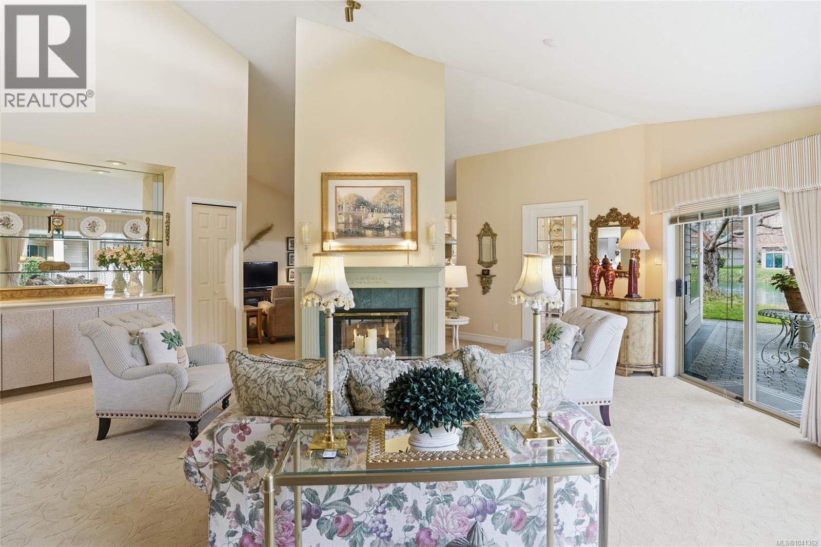 817 Lakes Blvd - 18