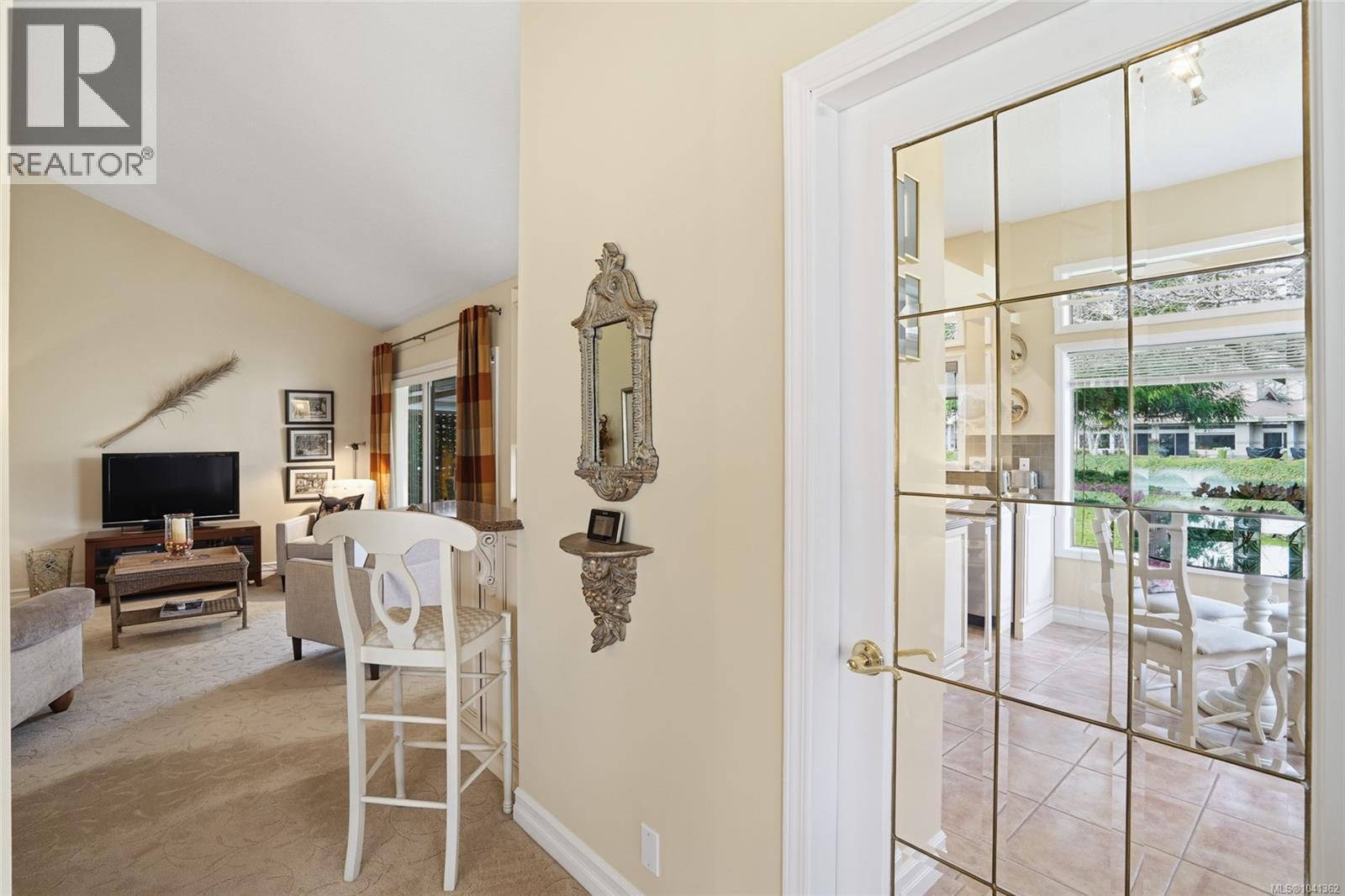 817 Lakes Blvd - 26