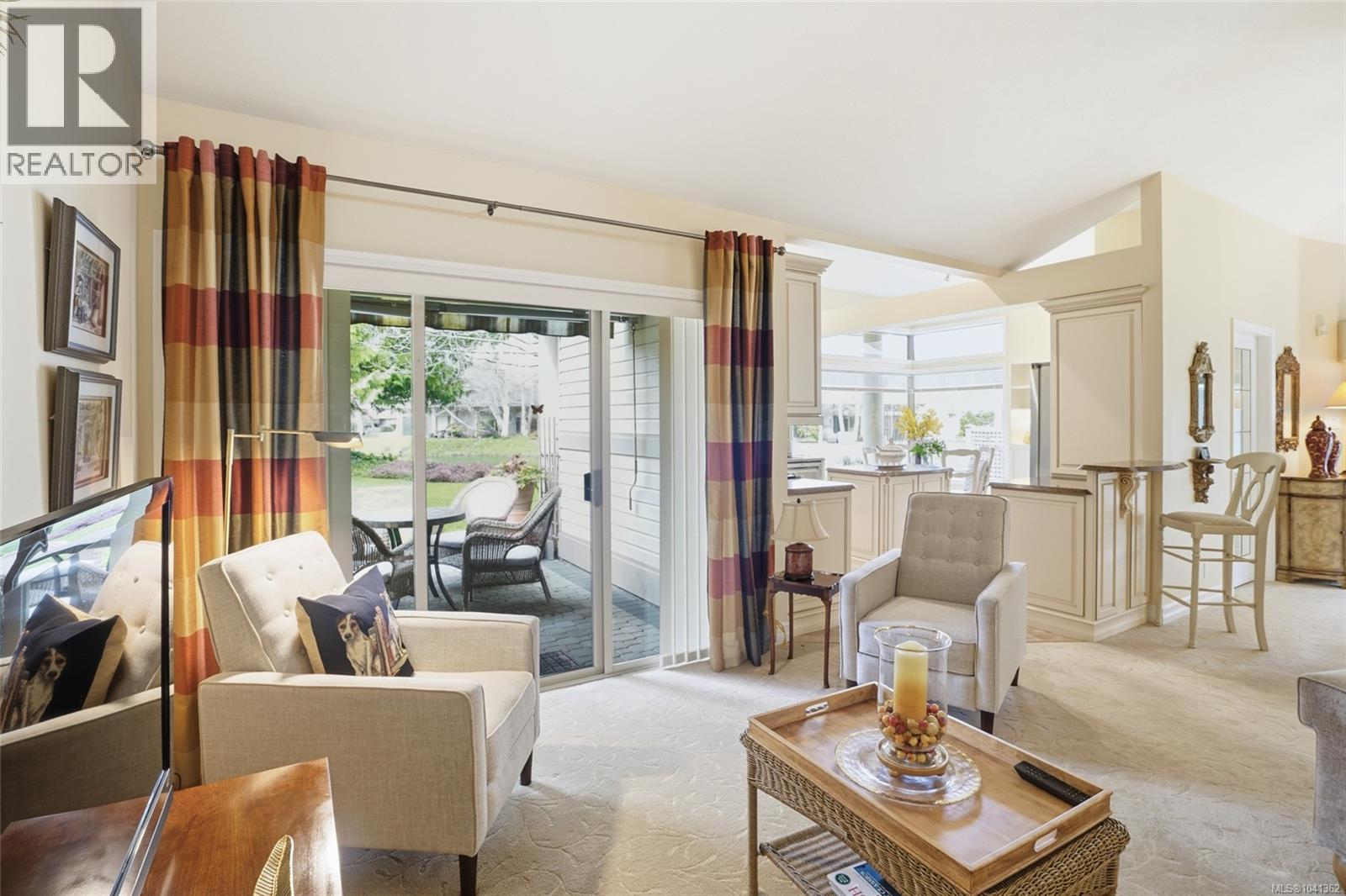 817 Lakes Blvd - 27