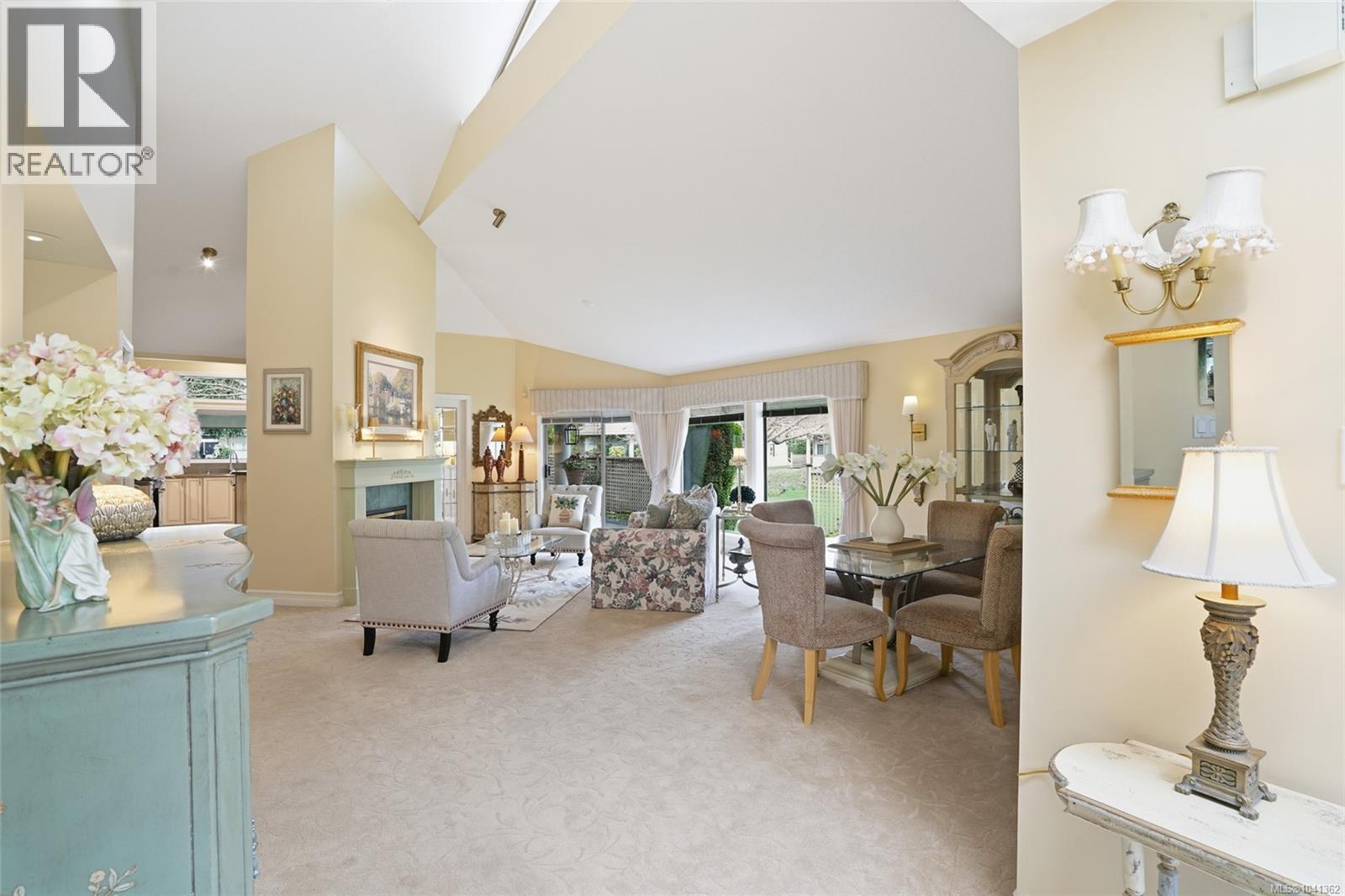 817 Lakes Blvd - 29