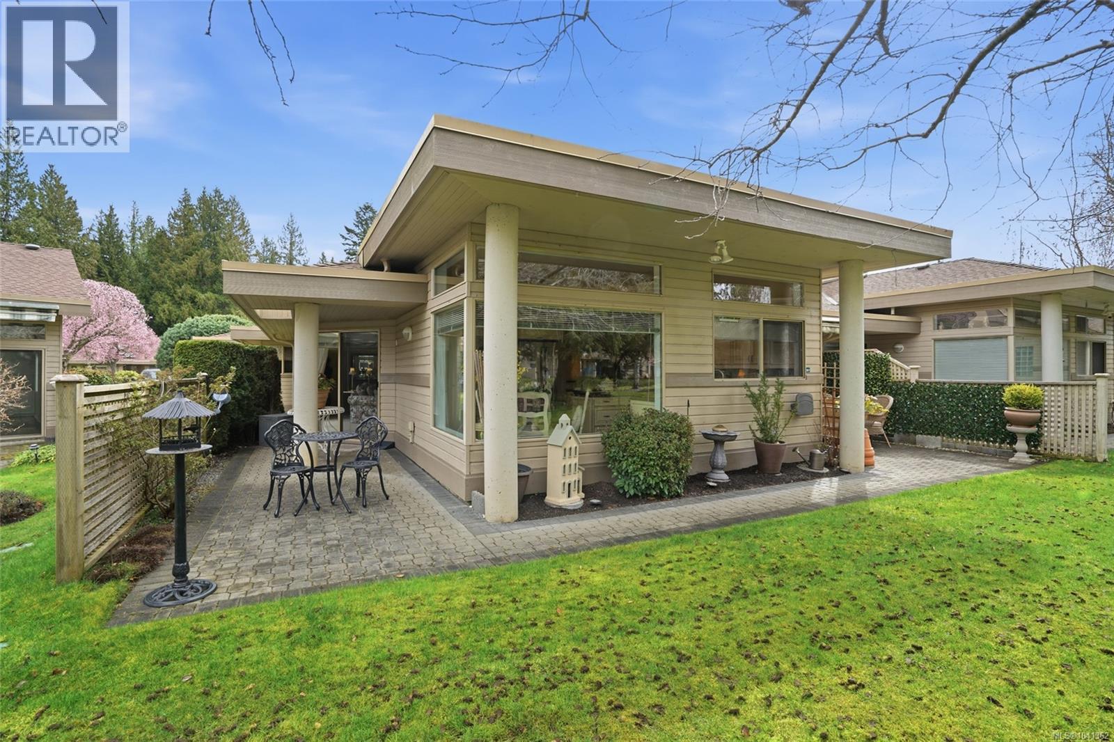 817 Lakes Blvd - 47