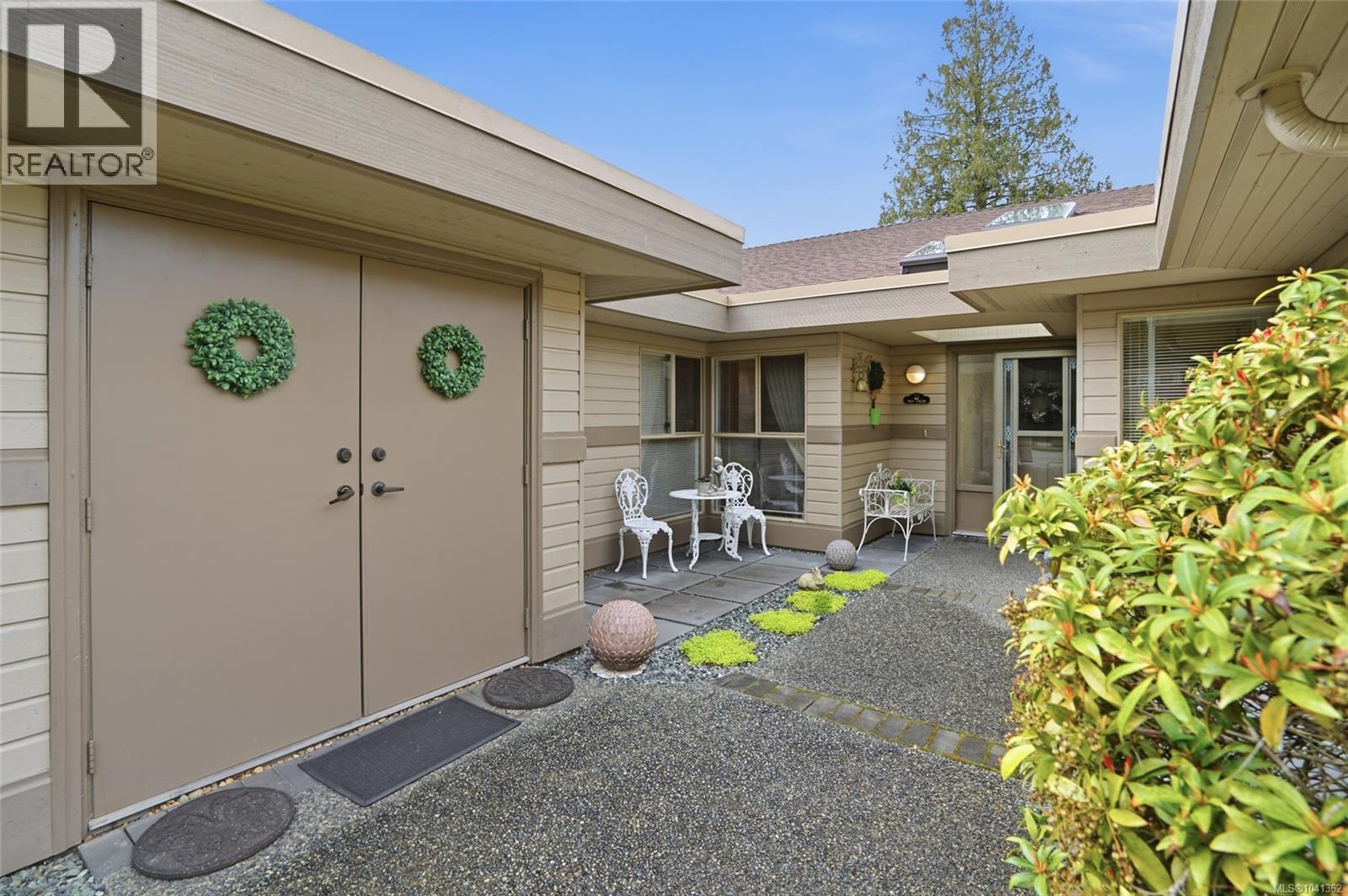 817 Lakes Blvd - 56