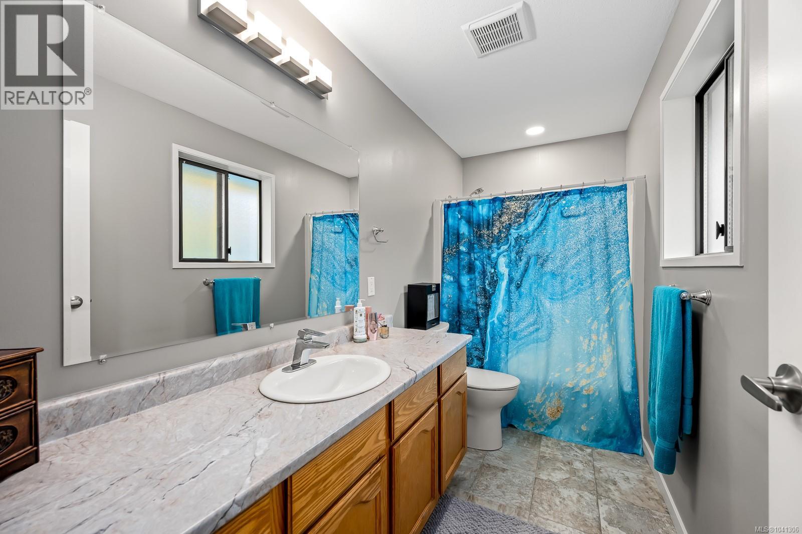 4863 Dundas Rd - 19