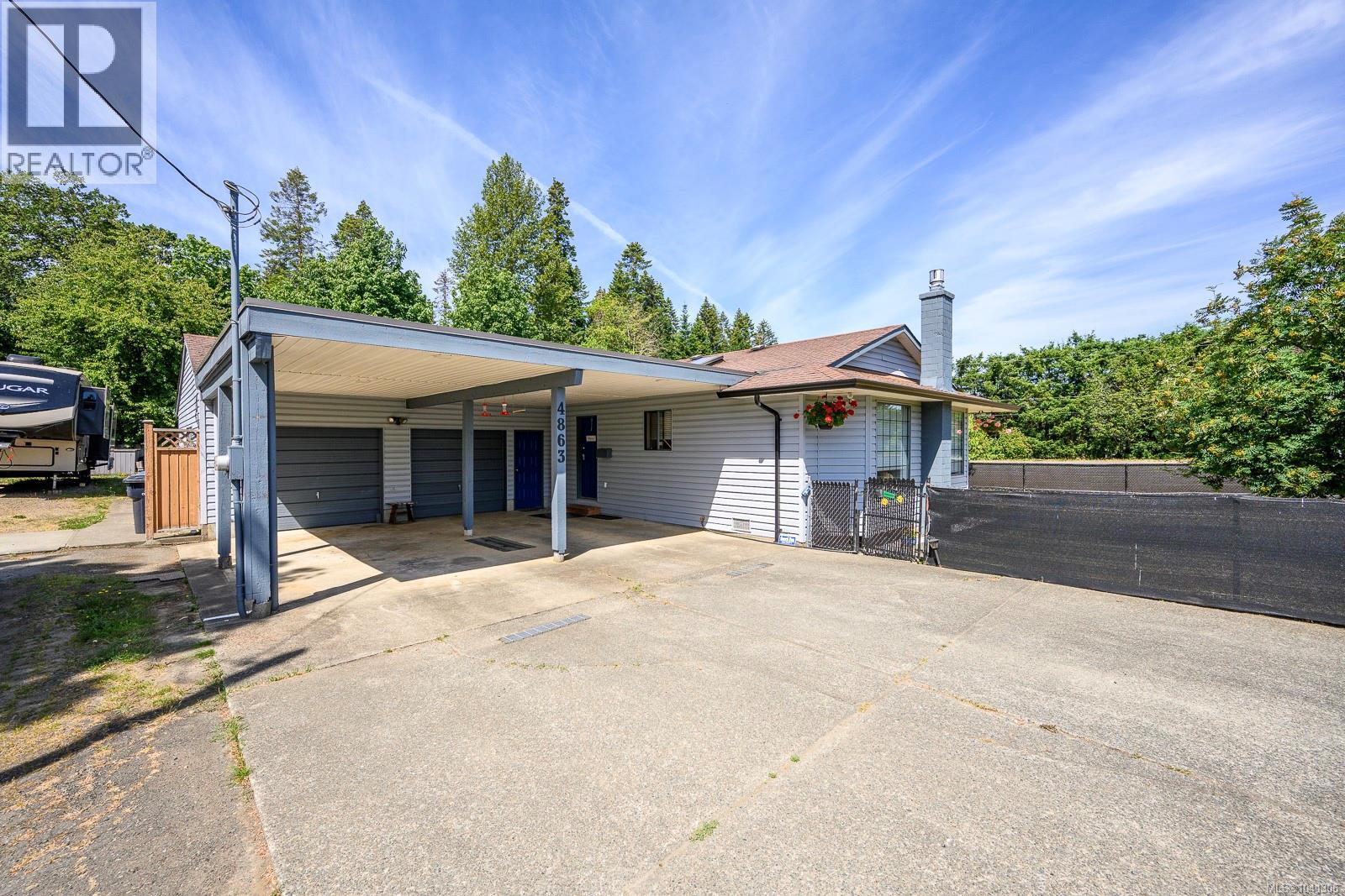 4863 Dundas Rd - 2